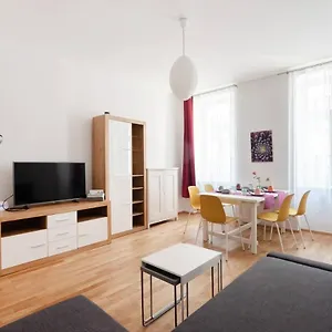 Raffaelgasse Appartamento