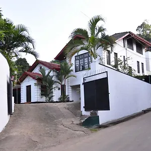 https://lodge-inn-40-13a.kandyhotelsnow.com