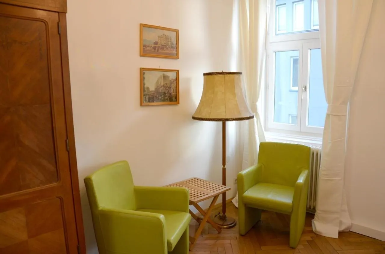 Apartmán Vienna 1090 0*,  Rakousko